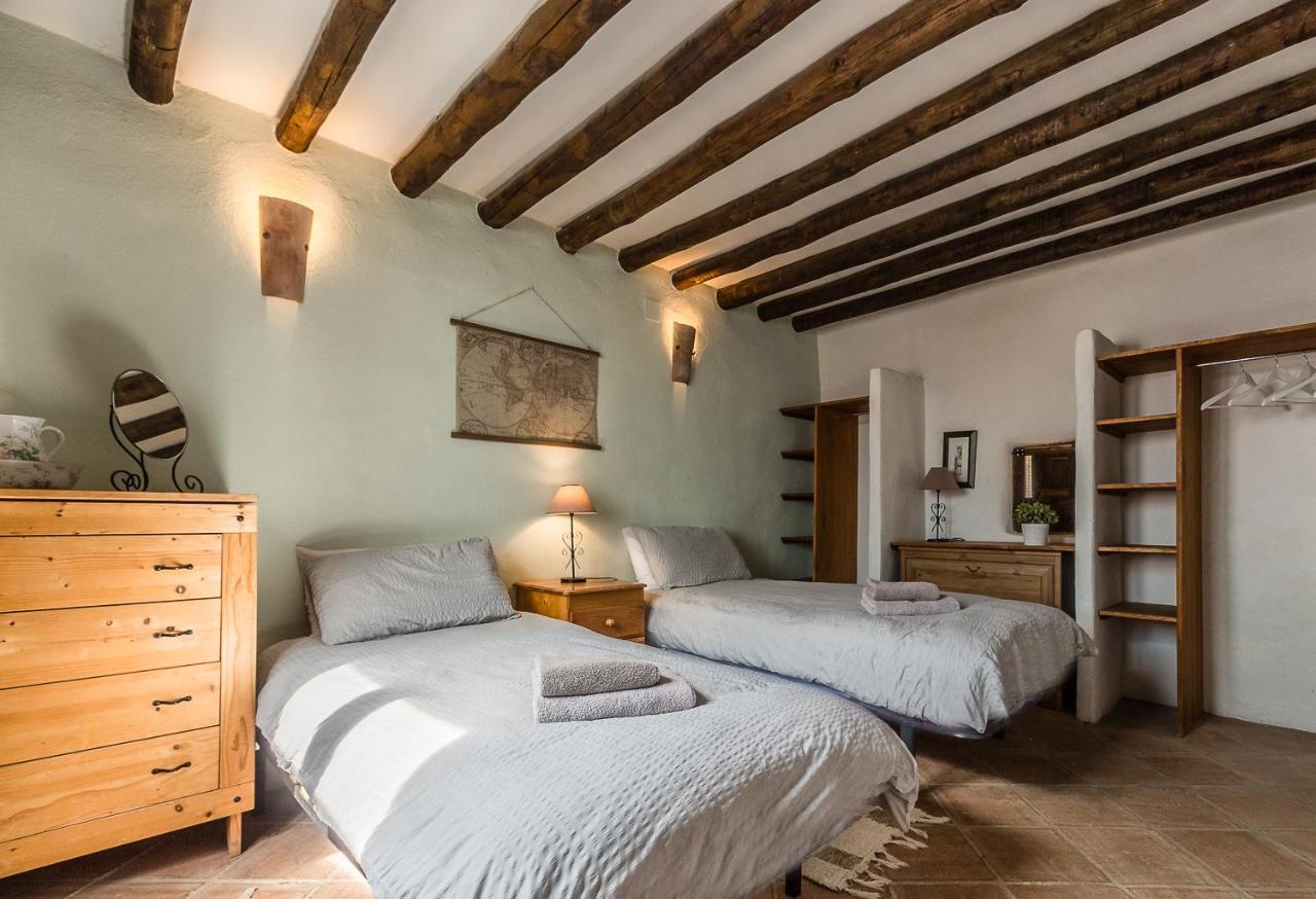 Casa Mundo - 16Th Century Traditional White Village House With Pool Pinos del Valle Buitenkant foto