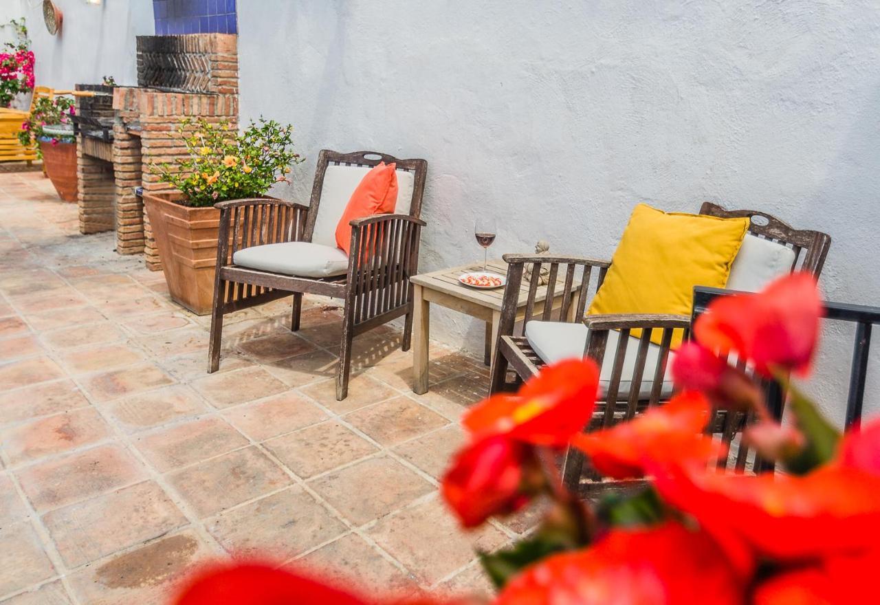 Casa Mundo - 16Th Century Traditional White Village House With Pool Pinos del Valle Buitenkant foto