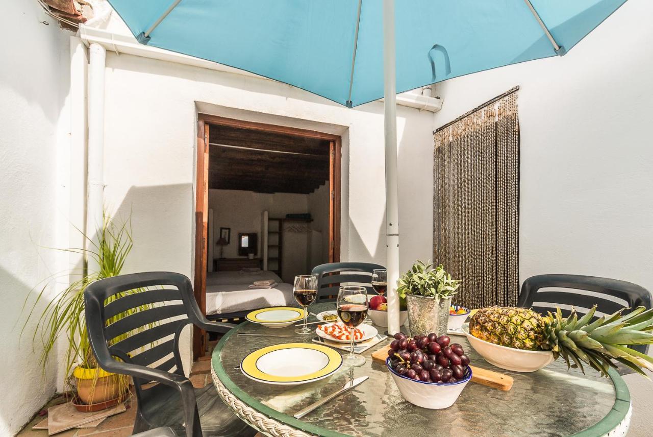 Casa Mundo - 16Th Century Traditional White Village House With Pool Pinos del Valle Buitenkant foto